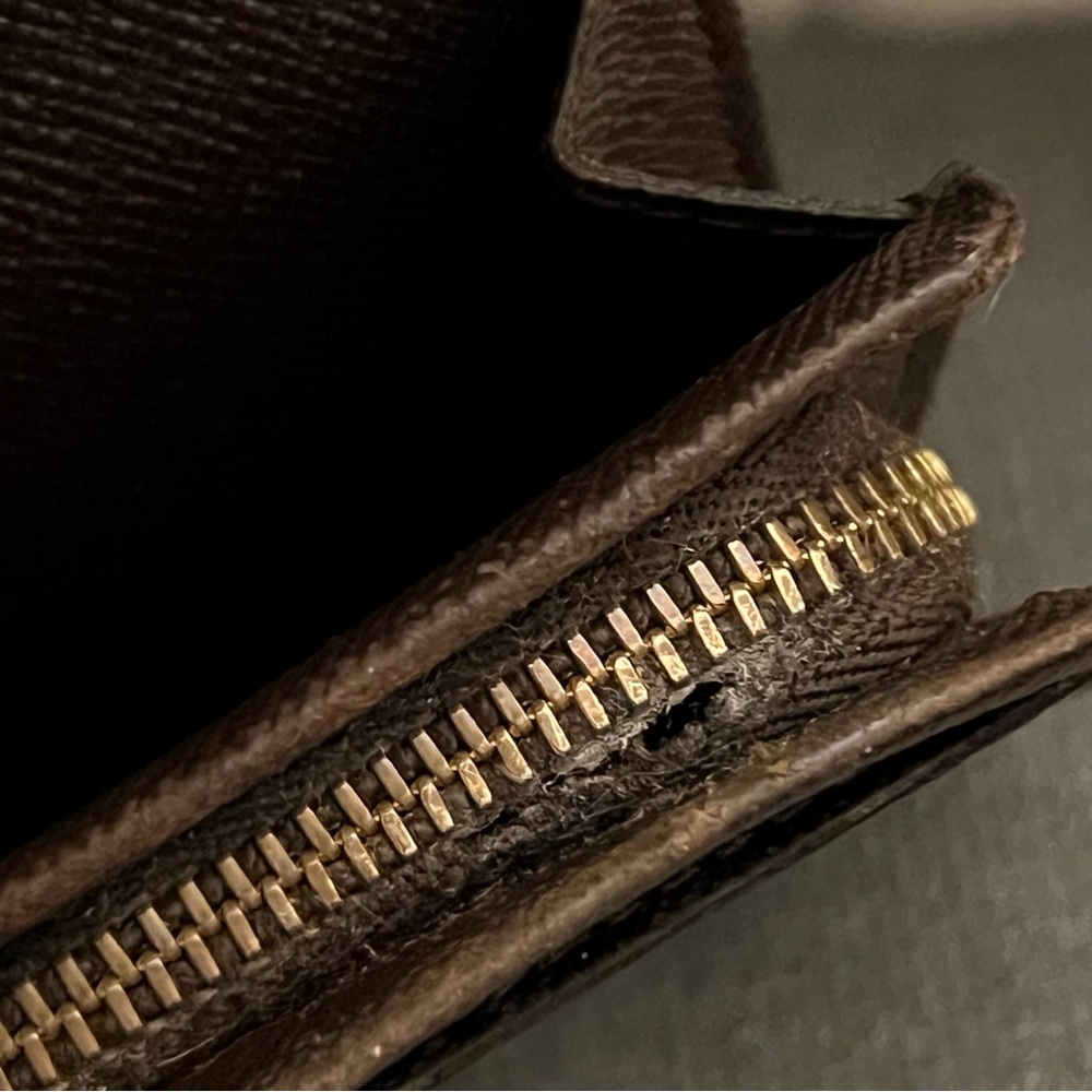 Louis Vuitton Damier Ebene Porte Monnaie Billets Tresor Wallet. - Picture 15 of 15